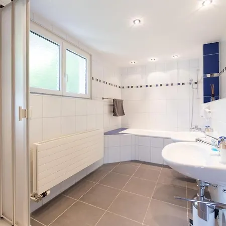 Les Chamois Apartment *