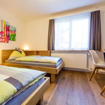 Les Chamois أروسا