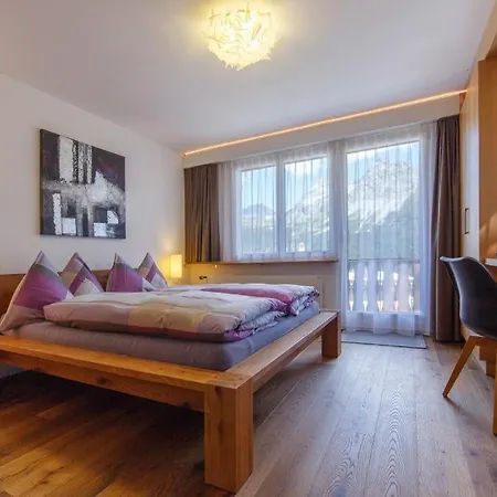 Les Chamois * أروسا